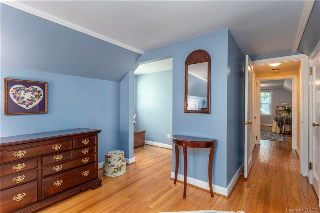 75 Wembley Road Asheville NC 28804