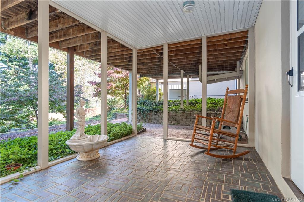 75 Wembley Road Asheville NC 28804