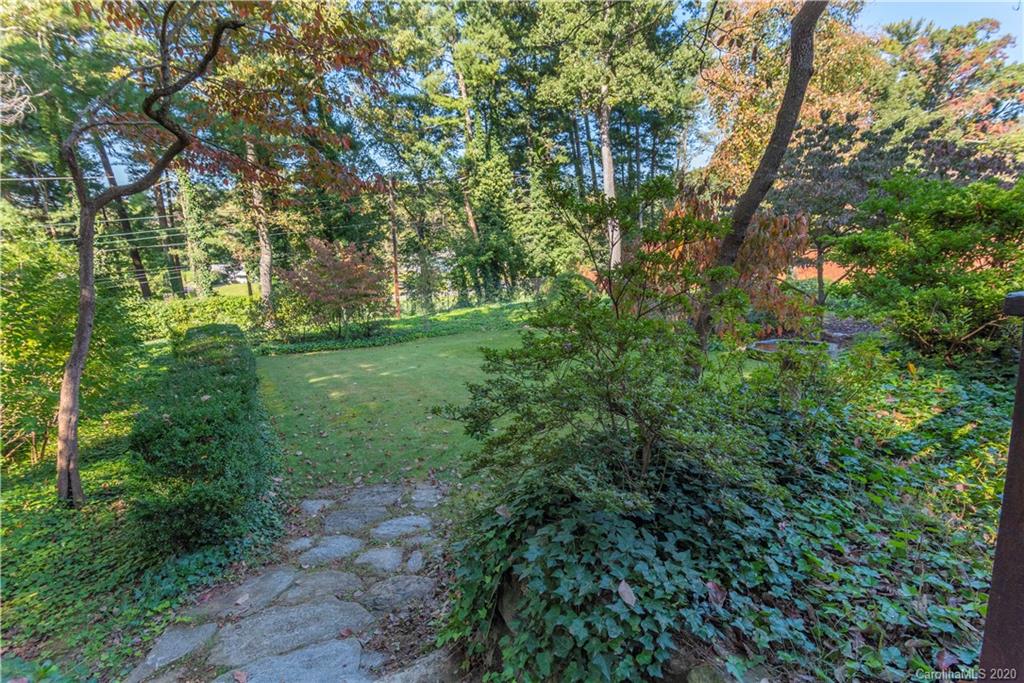 75 Wembley Road Asheville NC 28804