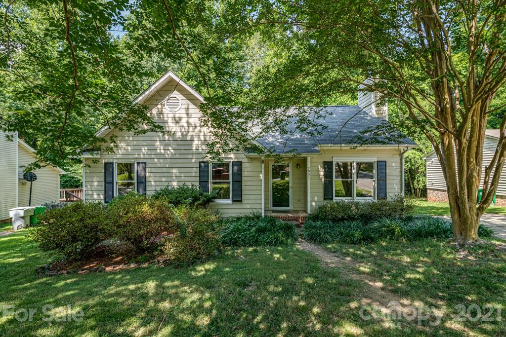 7951 Tiburon Circle Charlotte NC 28215