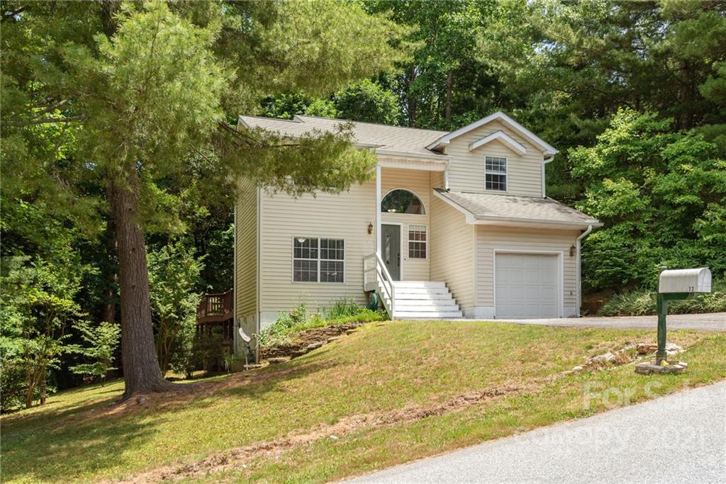 13 Tarragon Place Flat Rock NC 28731
