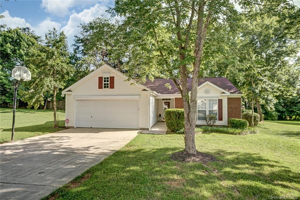 7002 Breeders Cup Circle Charlotte NC 28215