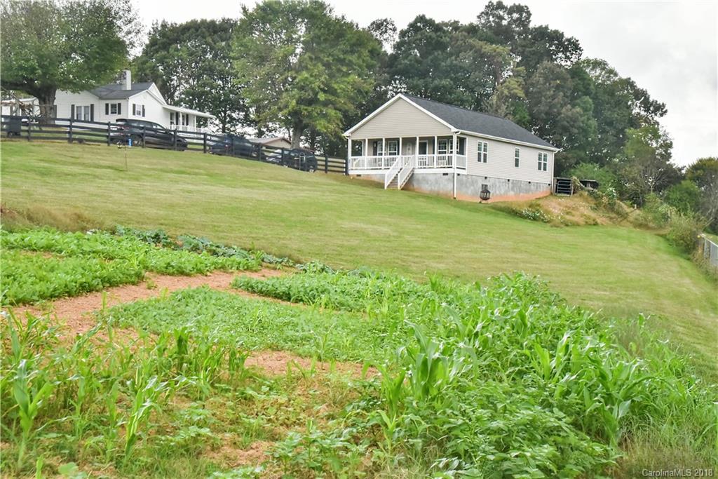 23 Paulines Place Candler NC 28715