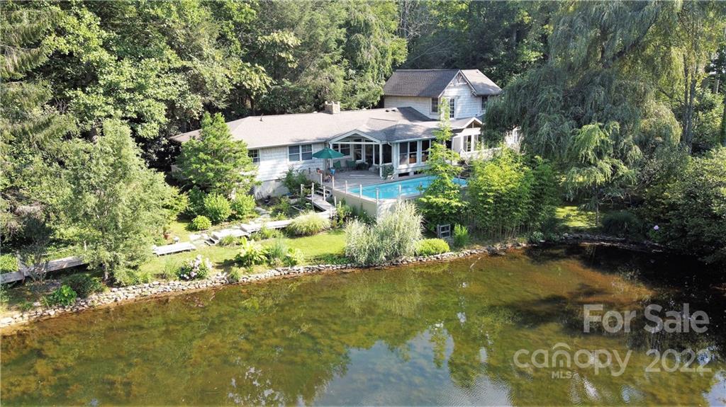 11 Echo Lake Drive Fairview NC 28730