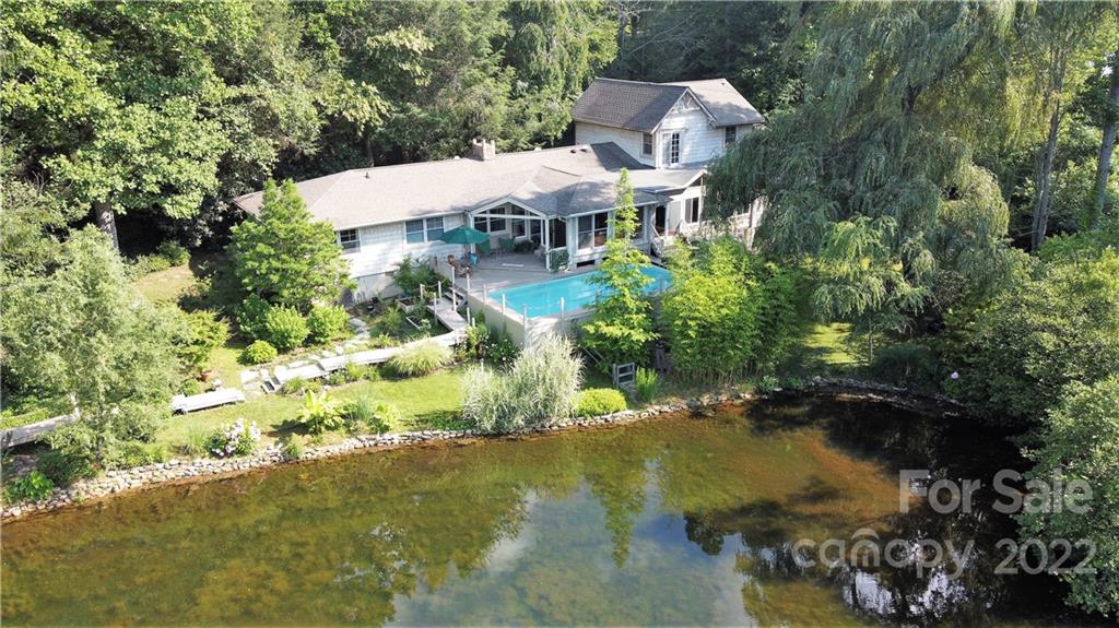 11 Echo Lake Drive Fairview NC 28730