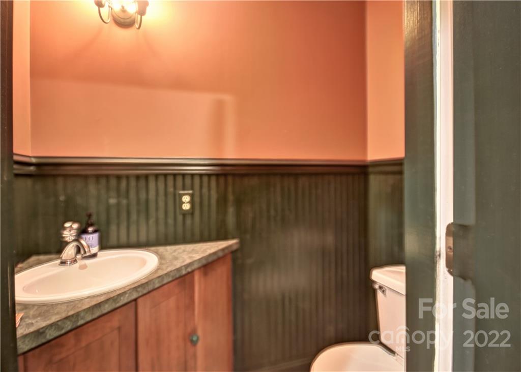 11 Echo Lake Drive Fairview NC 28730