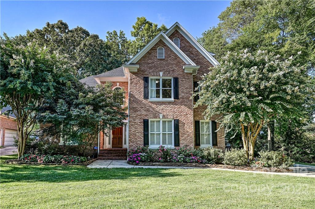 620 Queen Charlottes Court Charlotte NC 28211