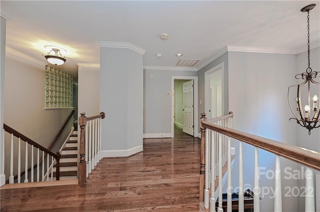 620 Queen Charlottes Court Charlotte NC 28211