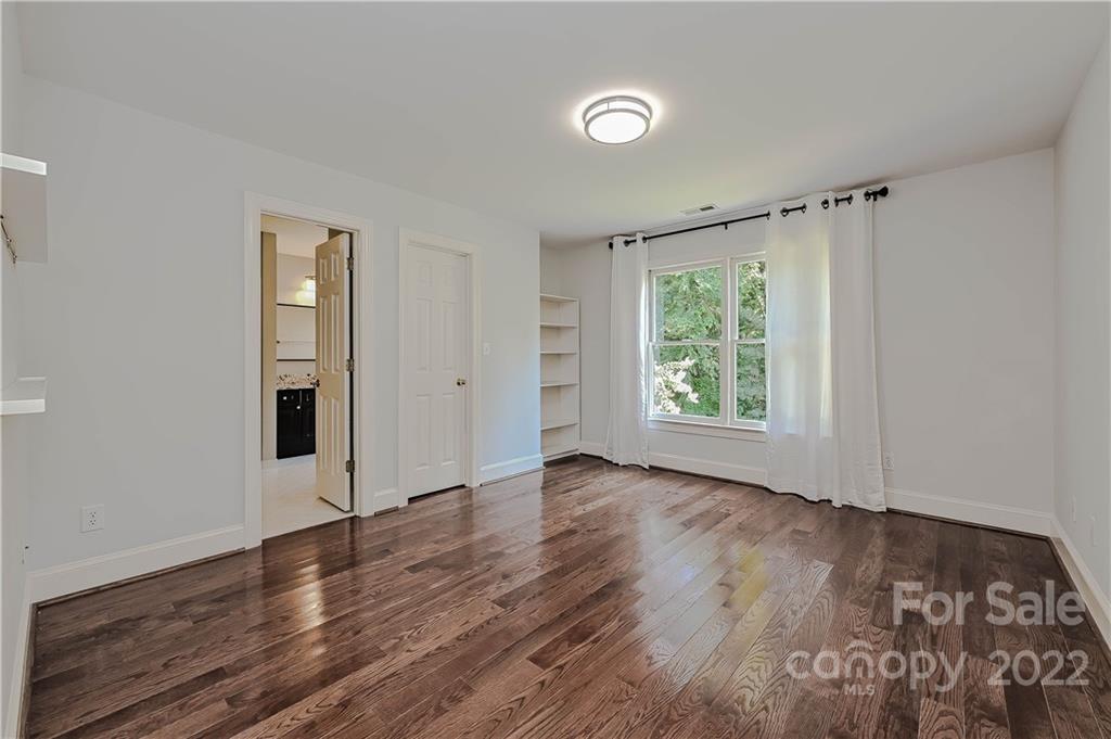 620 Queen Charlottes Court Charlotte NC 28211