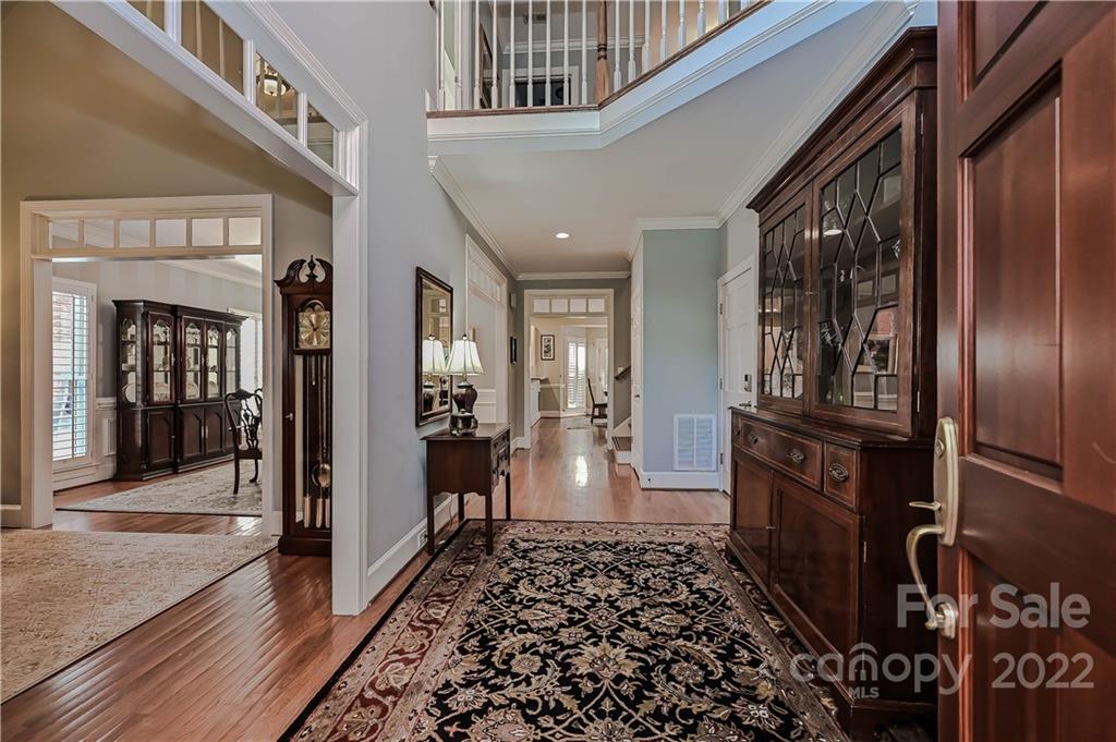 620 Queen Charlottes Court Charlotte NC 28211