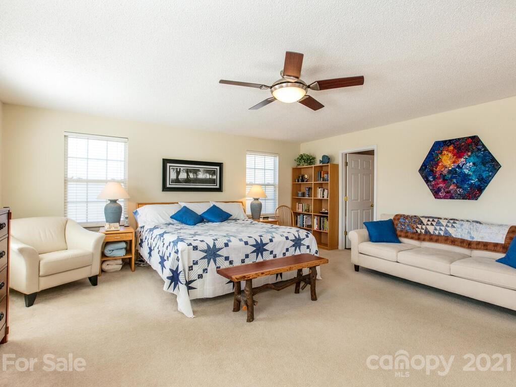 106 Thistle Tree Way Weaverville NC 28787