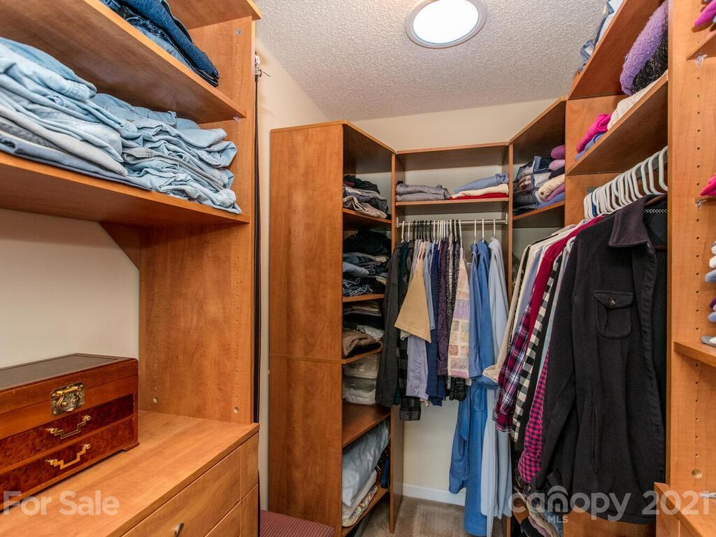 106 Thistle Tree Way Weaverville NC 28787