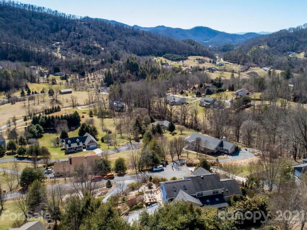 106 Thistle Tree Way Weaverville NC 28787