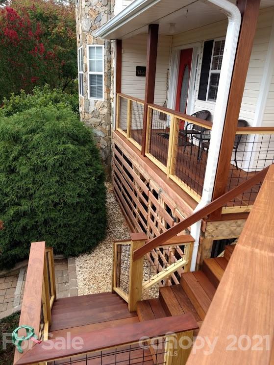 106 Thistle Tree Way Weaverville NC 28787