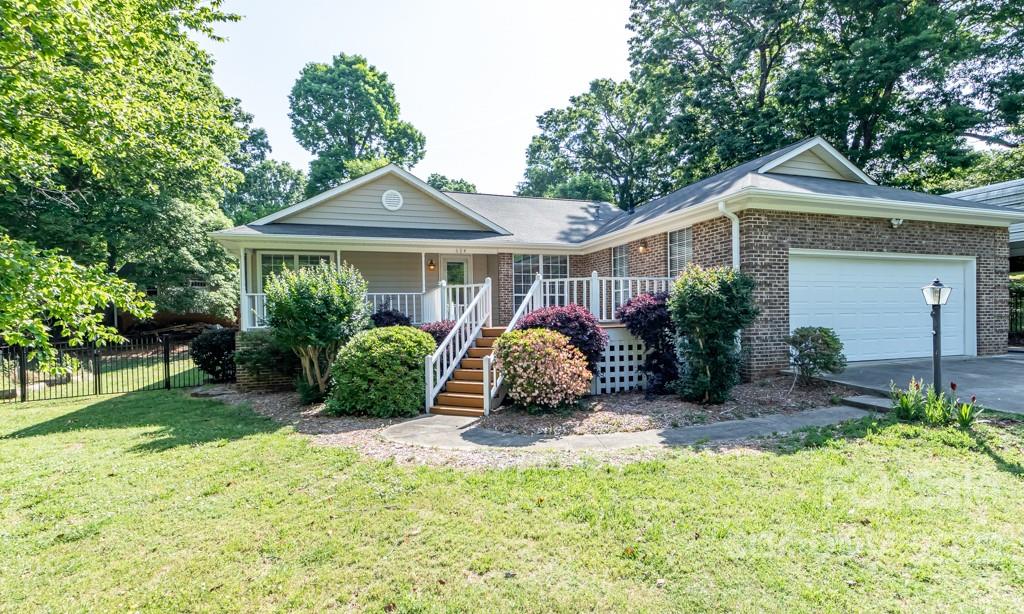 604 Willow Lane Harrisburg NC 28075
