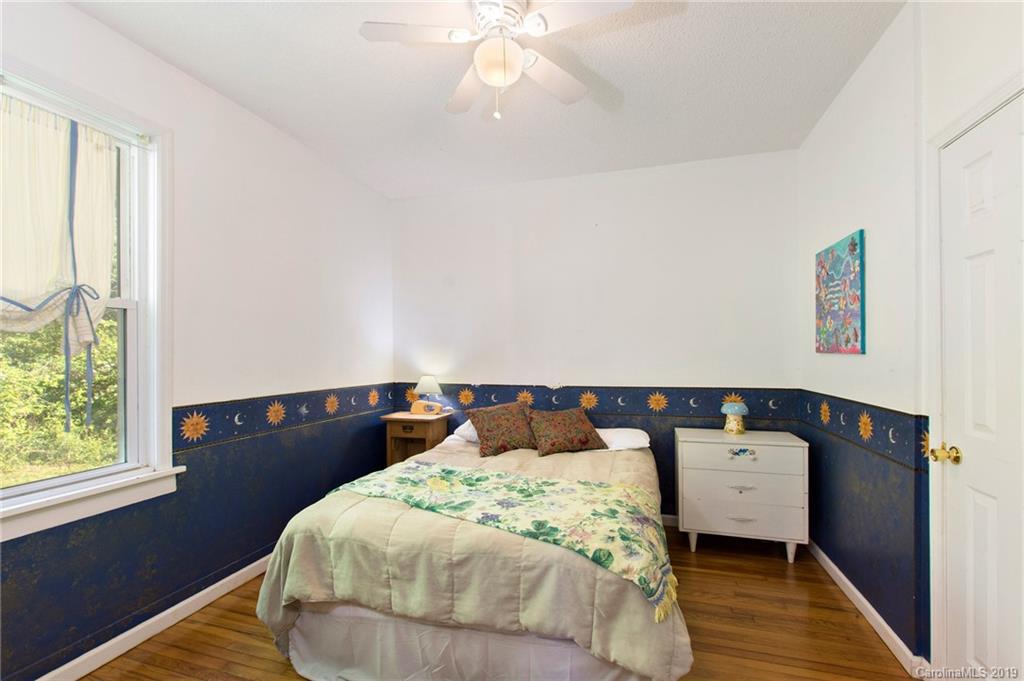 111 Azalea Avenue Swannanoa NC 28778