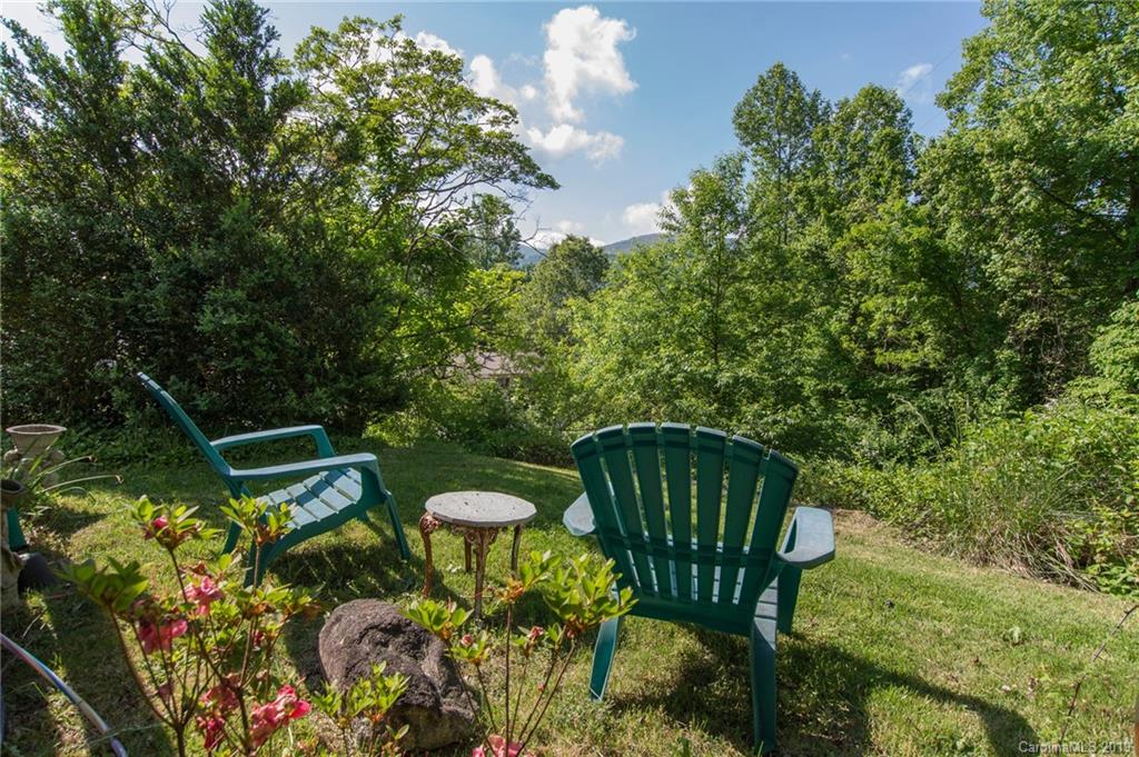 111 Azalea Avenue Swannanoa NC 28778