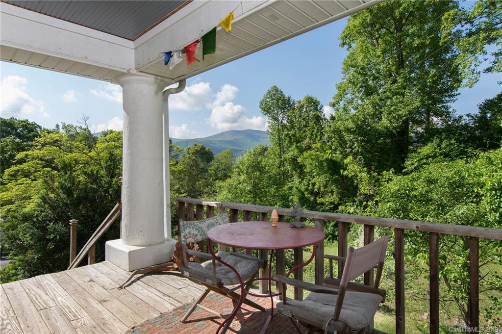 111 Azalea Avenue Swannanoa NC 28778