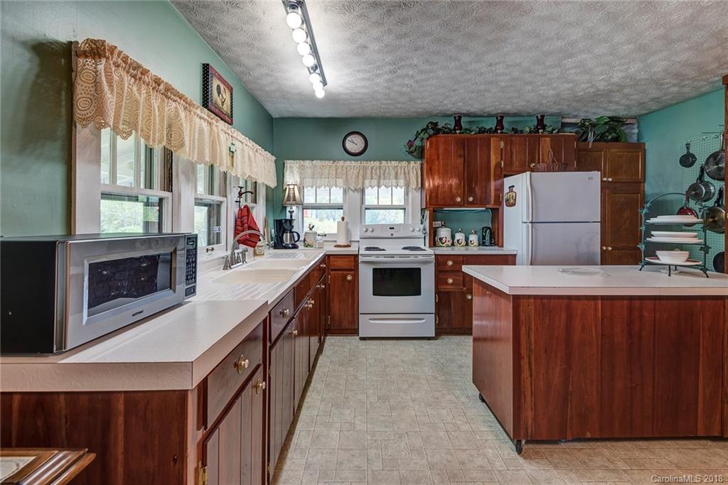 364 Smokey Cove Road Canton NC 28716