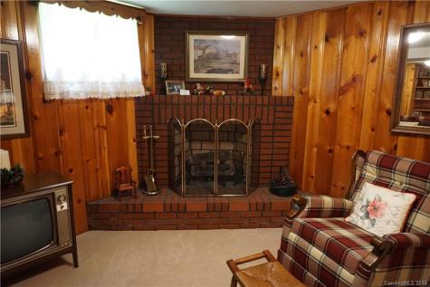 77 Church Road Spruce Pine NC 28777