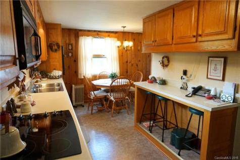 77 Church Road Spruce Pine NC 28777