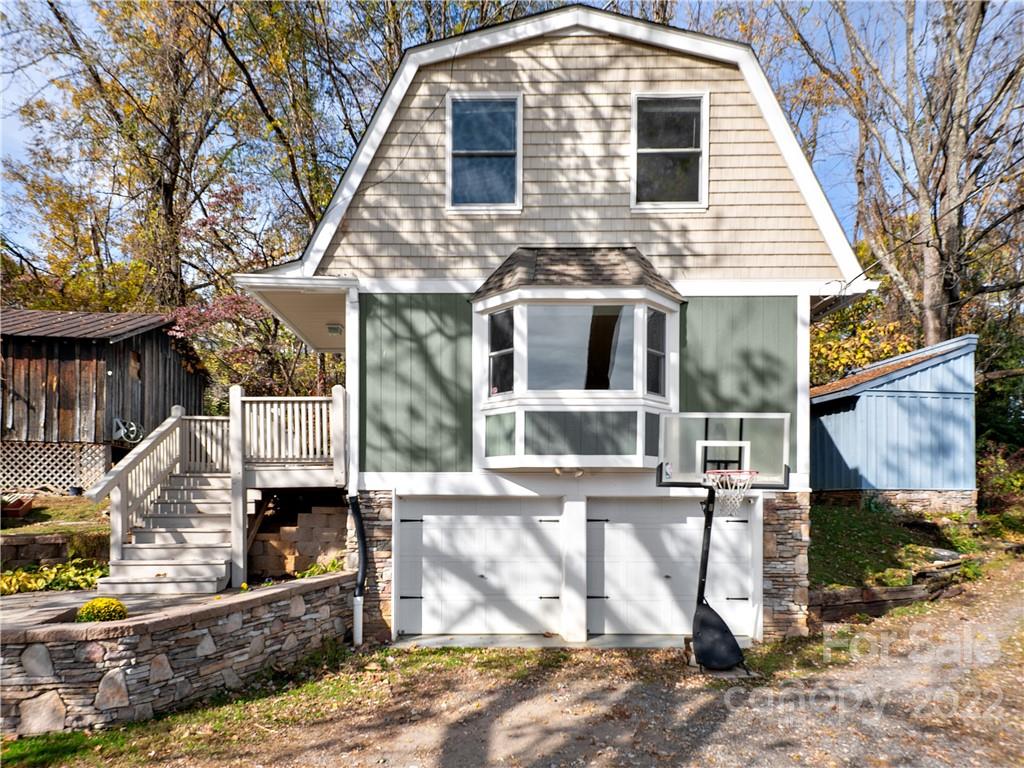 24 Frady Lane Asheville NC 28803