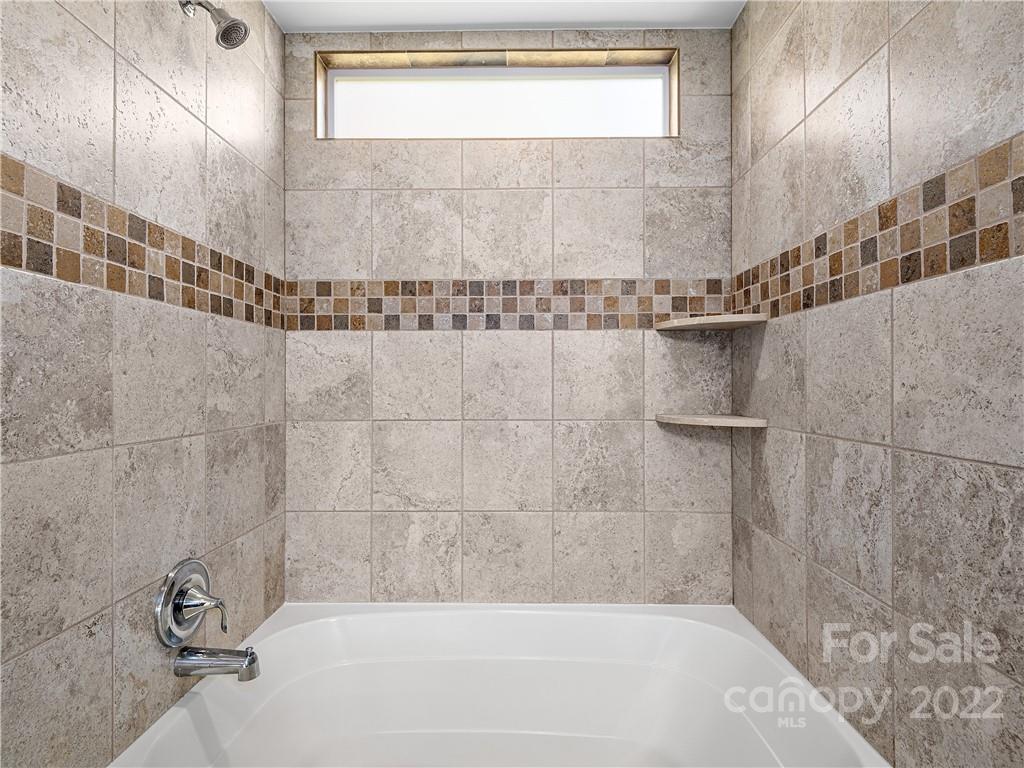 24 Frady Lane Asheville NC 28803