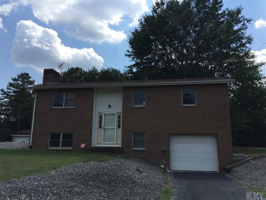 1740 29th Avenue Drive Ne Hickory NC 28601