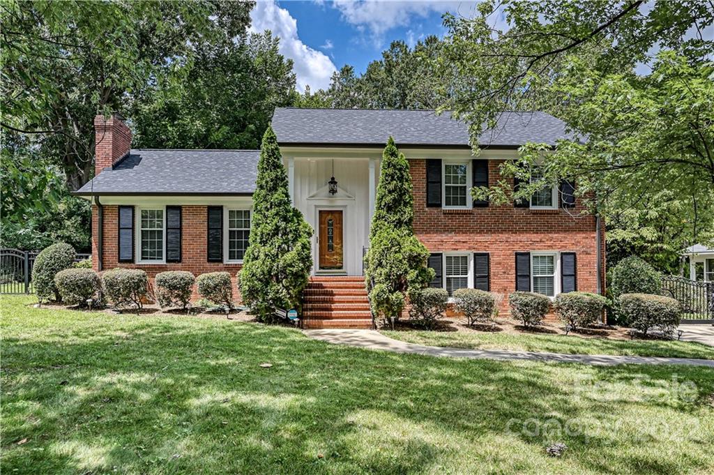 Mecklenburg County, Charlotte, NC Car3903996 Cottingham Chalk