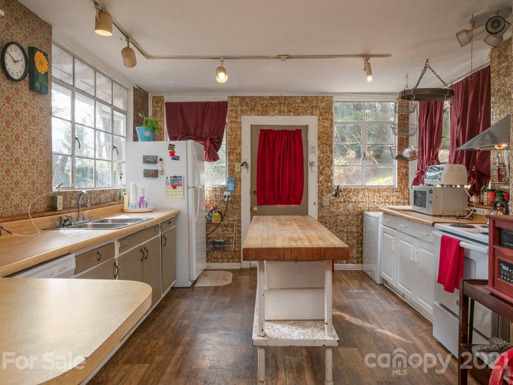 30 Lookout Road Asheville NC 28804