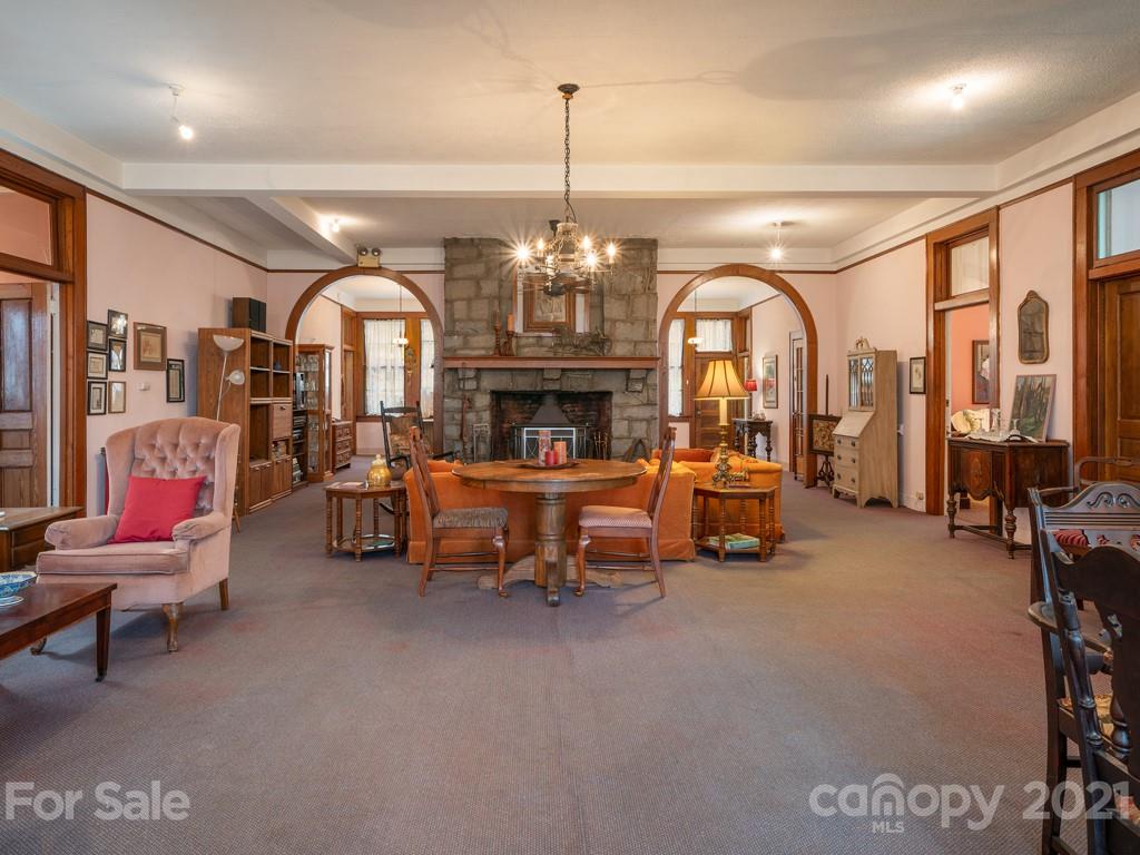 30 Lookout Road Asheville NC 28804