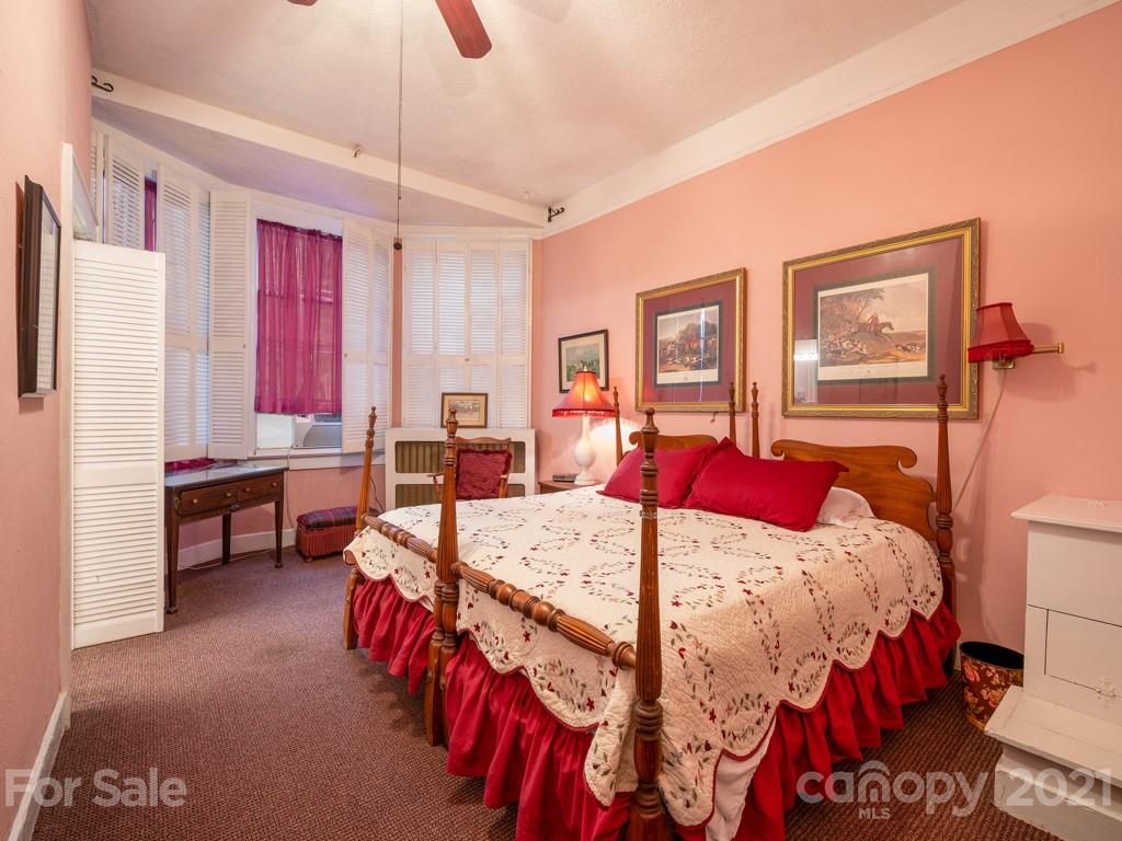30 Lookout Road Asheville NC 28804