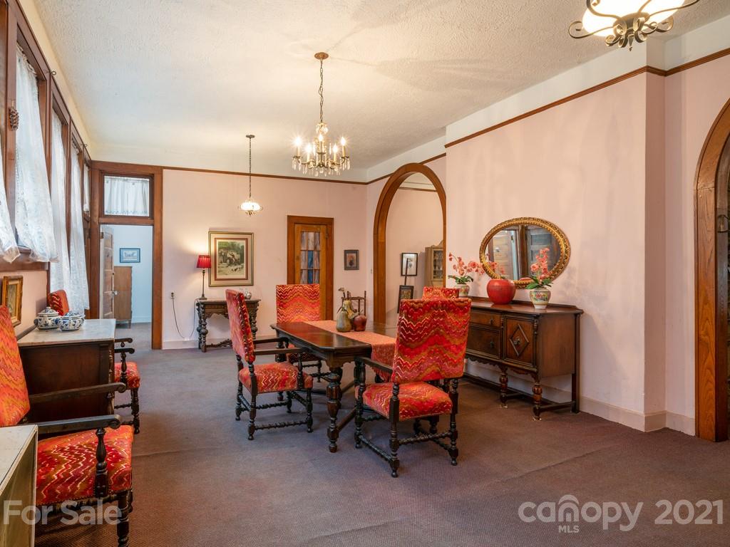 30 Lookout Road Asheville NC 28804