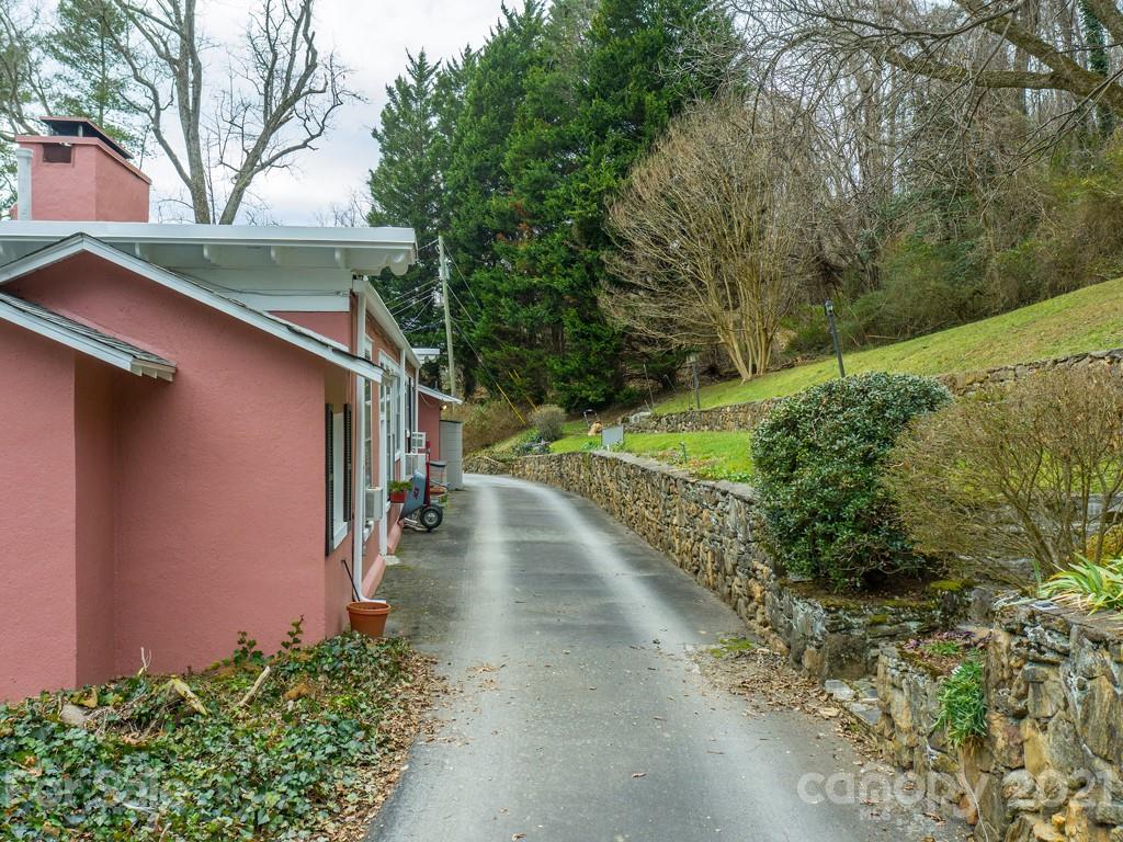 30 Lookout Road Asheville NC 28804