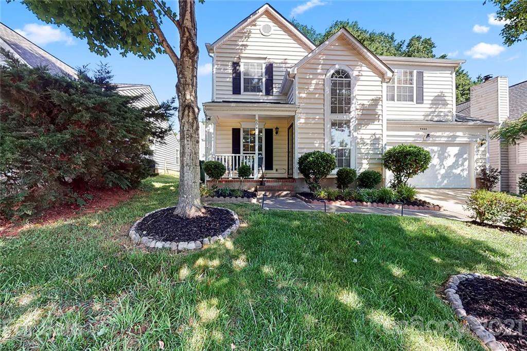 9040 Little Hampton Place Charlotte NC 28215