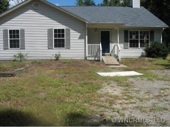 297 Highland View Court Zirconia NC 28790