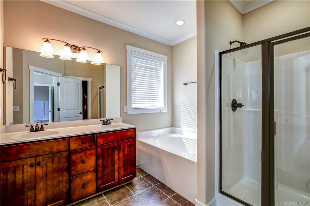 6 Onteora Oaks Drive Asheville NC 28803