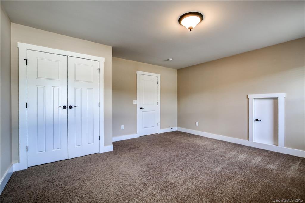 6 Onteora Oaks Drive Asheville NC 28803