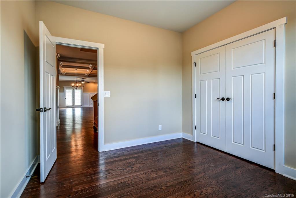 6 Onteora Oaks Drive Asheville NC 28803