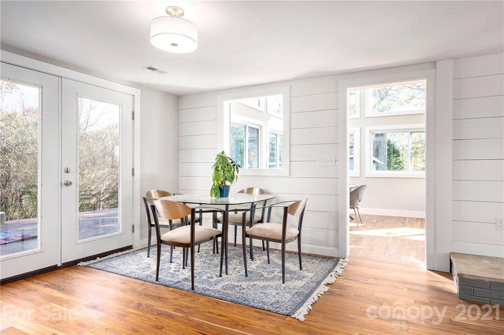 31 Union Chapel Road Weaverville NC 28787