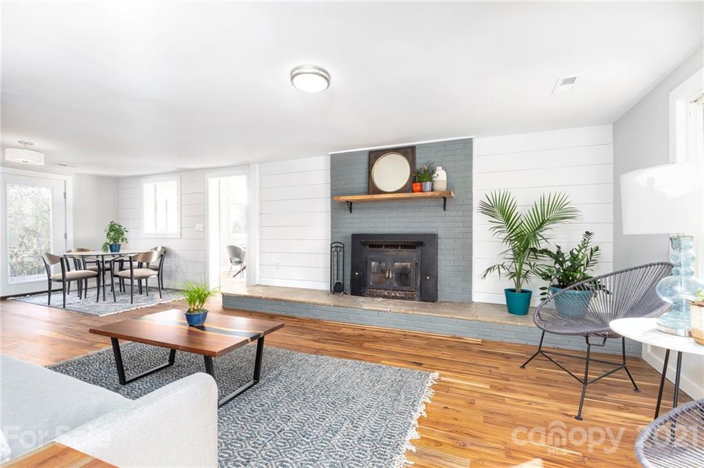 31 Union Chapel Road Weaverville NC 28787