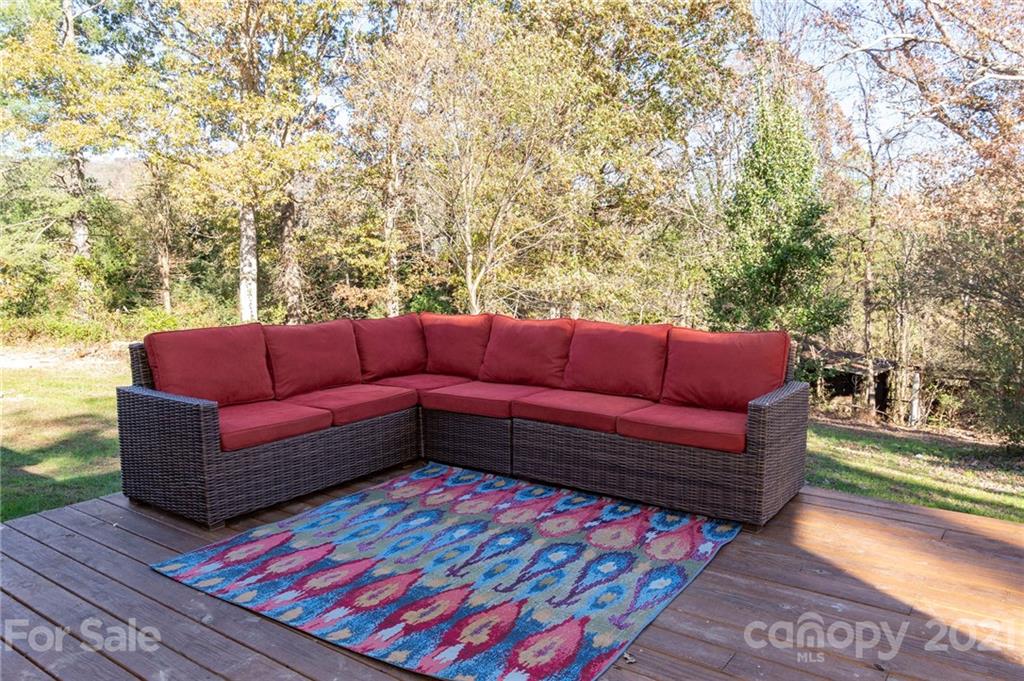 31 Union Chapel Road Weaverville NC 28787