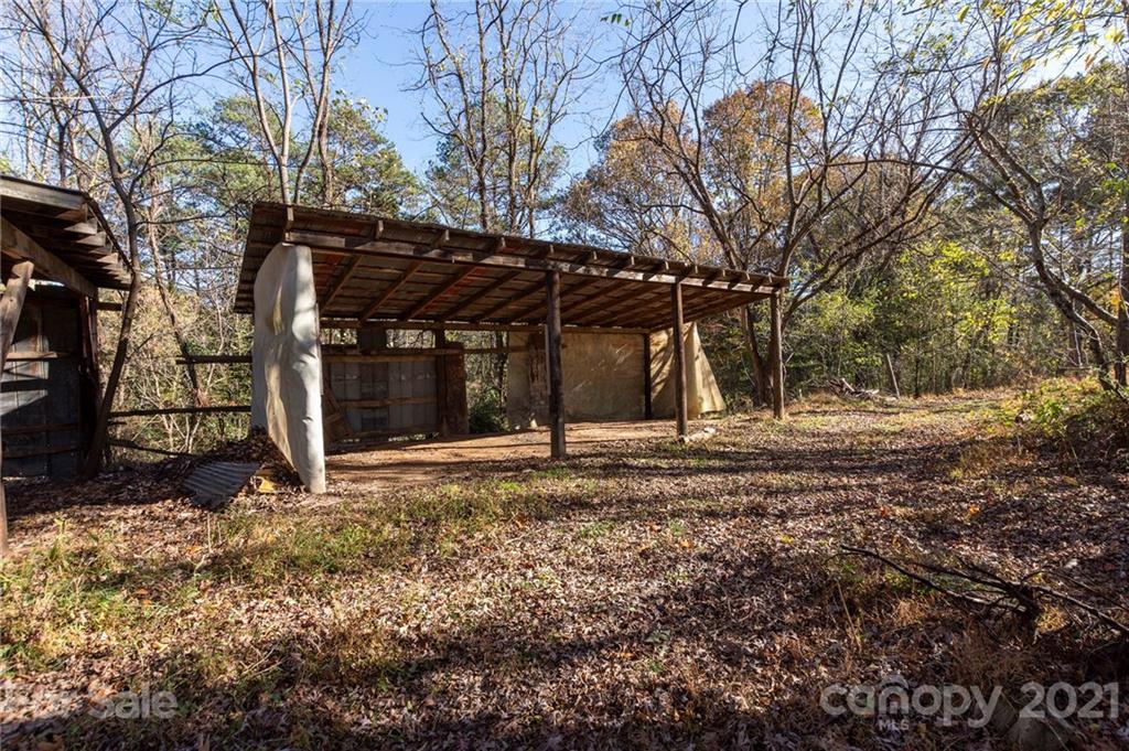 31 Union Chapel Road Weaverville NC 28787