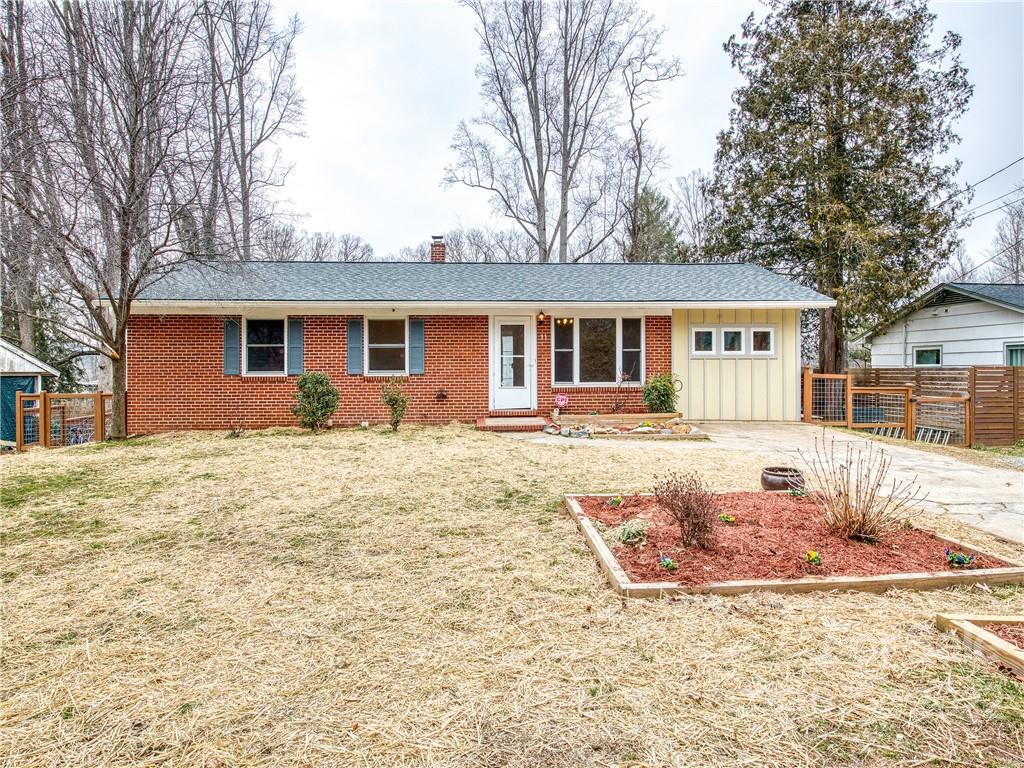 11 Tanglewood Drive Asheville NC 28806