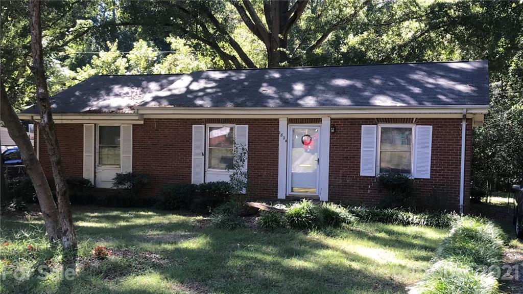 2824 Edsel Place Charlotte NC 28205