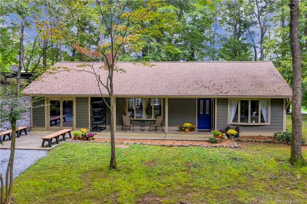 202 Piney Meadow Drive Mills River NC 28759