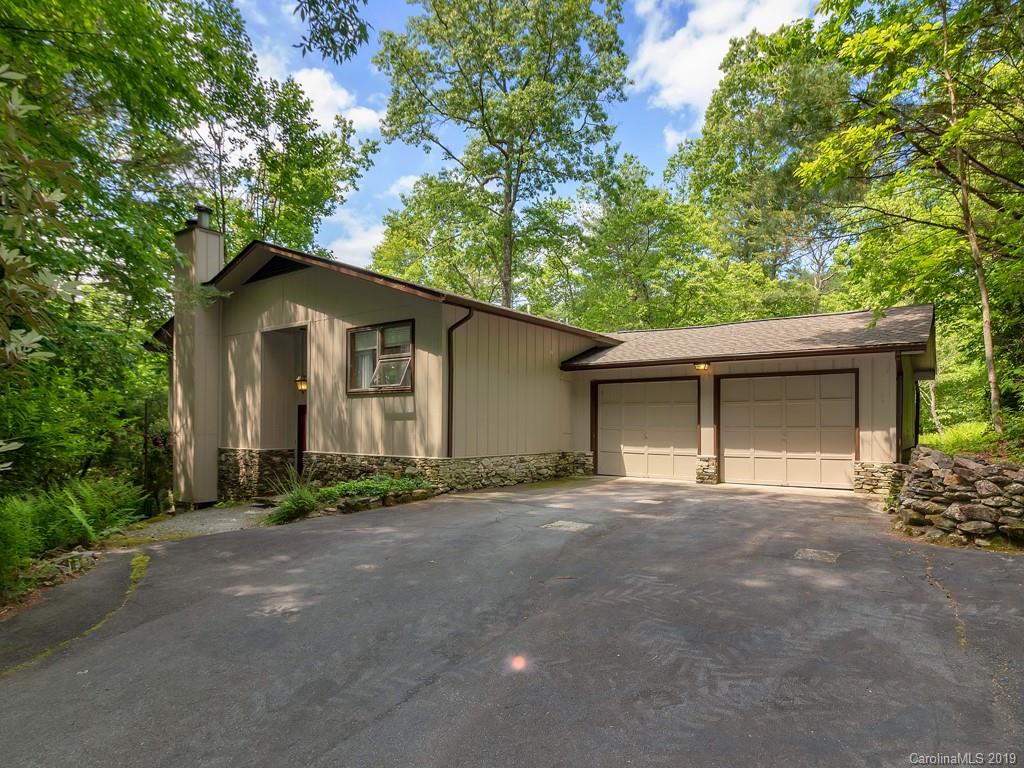 585 Nottingham Road Brevard NC 28712