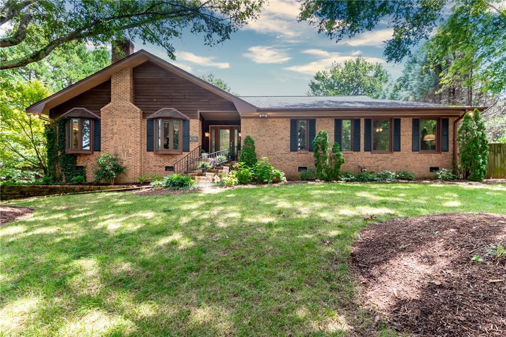 1046 14th Avenue Drive NW Hickory NC 28601
