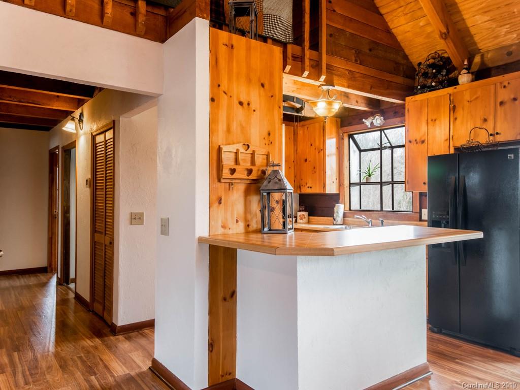 16 Oakview Road Asheville NC 28803