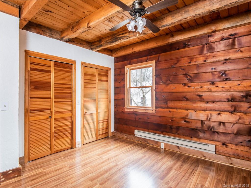 16 Oakview Road Asheville NC 28803